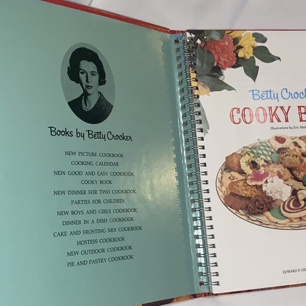 Betty Crocker's Cooky Book Recipes Cookbook Hardcover 2002 Vintage Illustrated - Picture 3 of 6